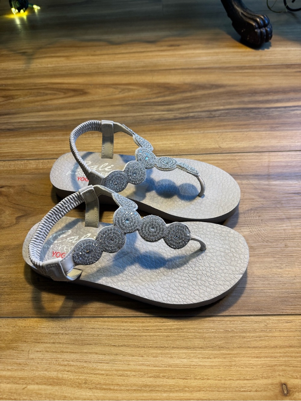 Skechers Silver Glitter Elastic Back Thong Sandals